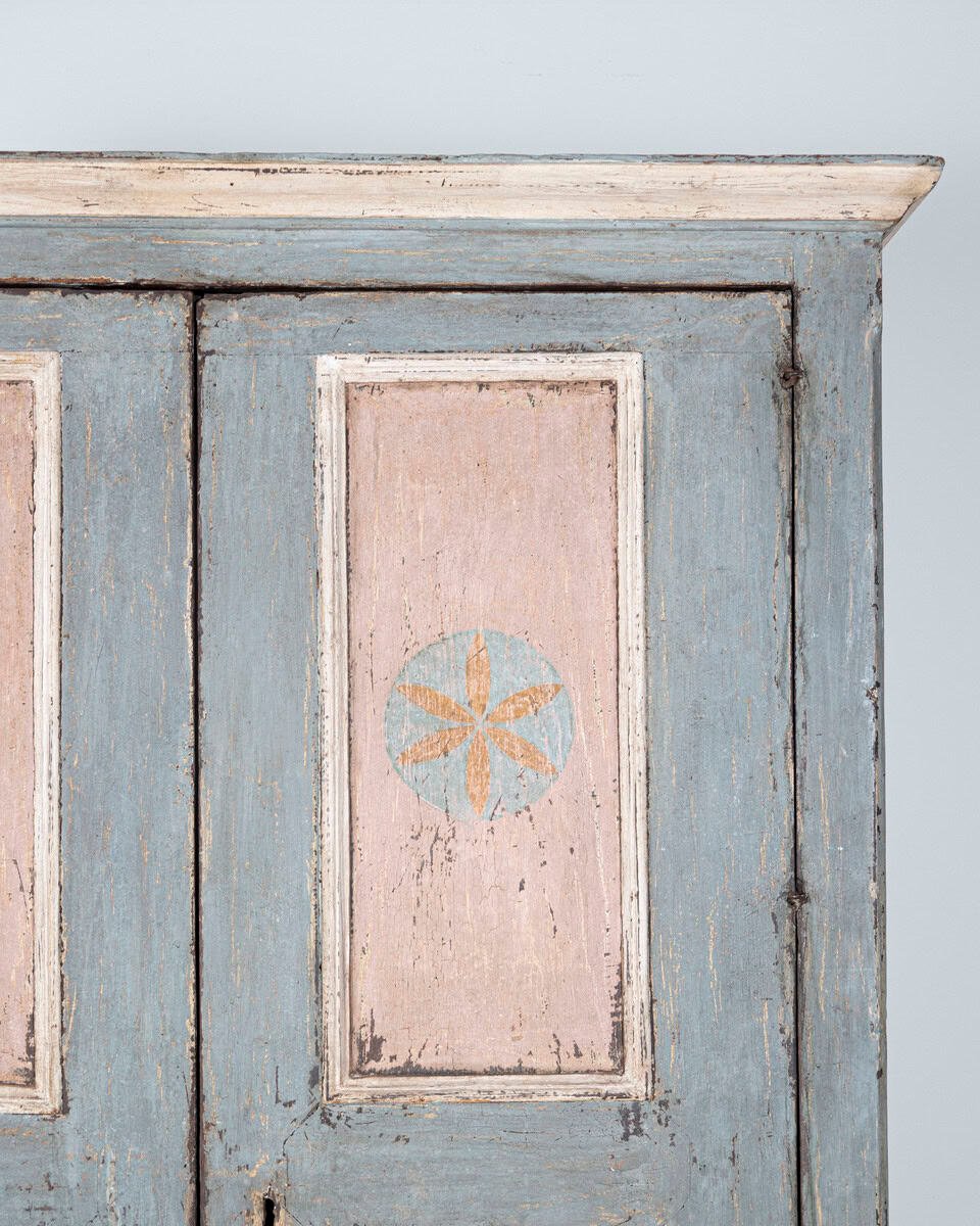 Italian 19th Century Painted Chestnut Cabinet with Light Blue and Dusty Rose Finish - JAA