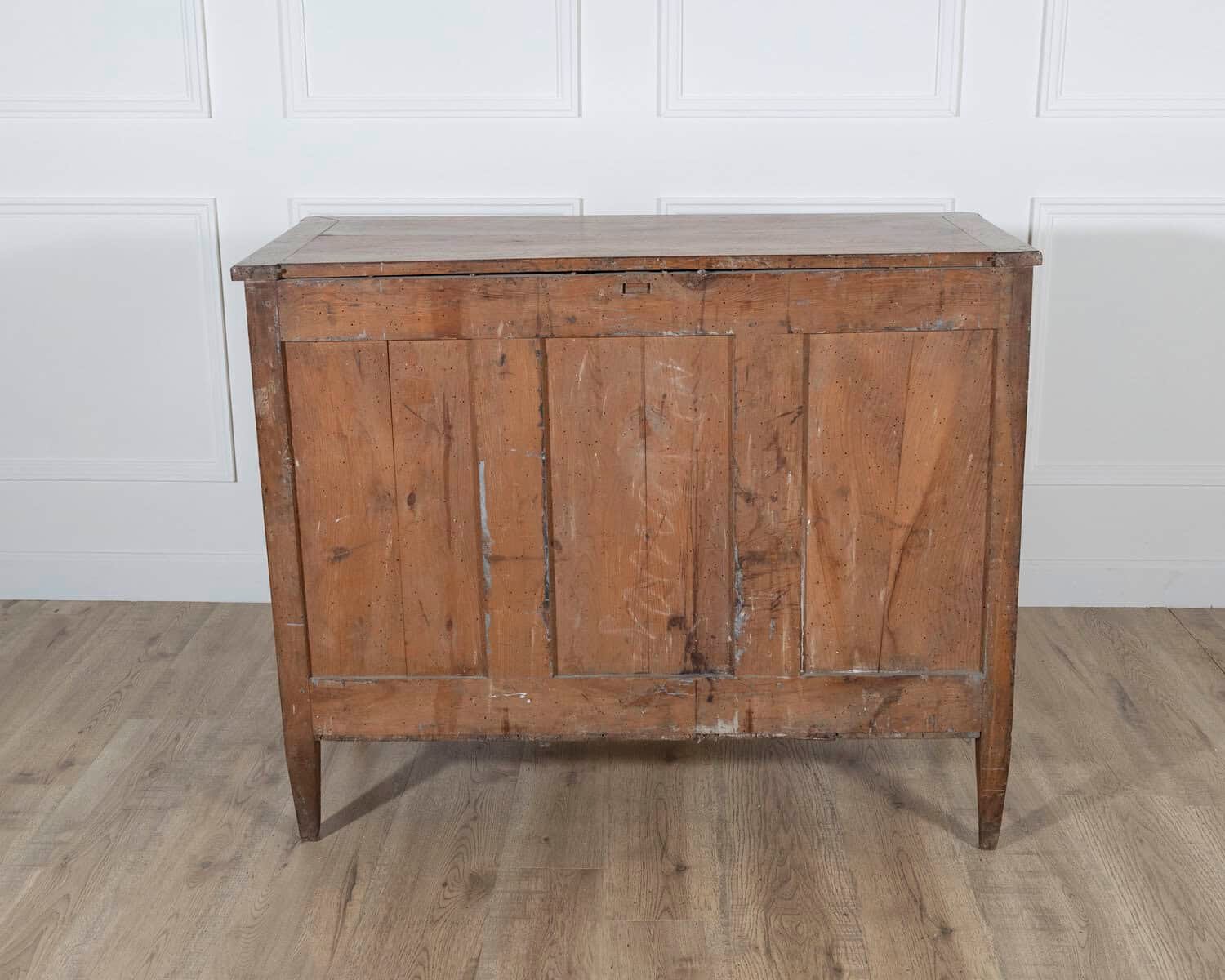 Louis XVI Period Commode In Walnut Late 18th Century - JAA