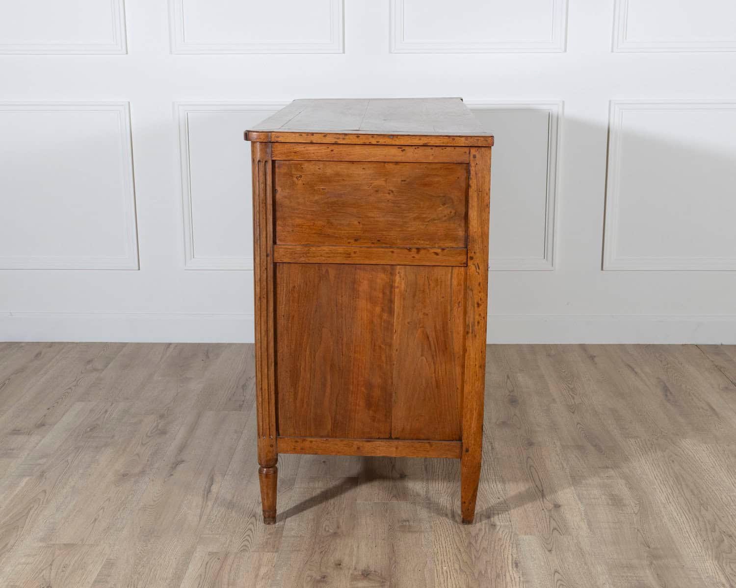 Louis XVI Period Commode In Walnut Late 18th Century - JAA