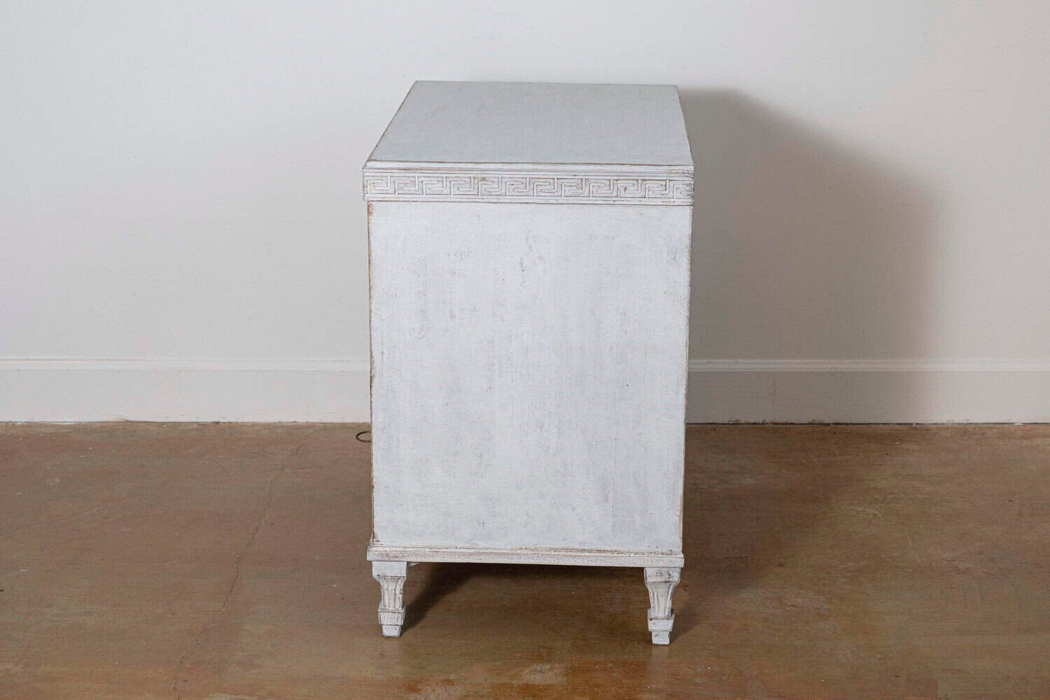 20th Century Swedish Gustavian Style Chest of Drawers - JAA