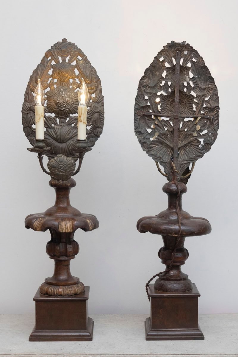 Pair of 19th-Century Italian Carved Wood and Gilt Candlesticks with Floral Motif - JAA