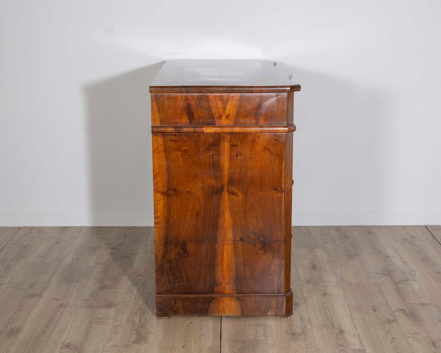 Pair of 18th Century Italian Walnut Commodes with Serpentine Fronts - JAA