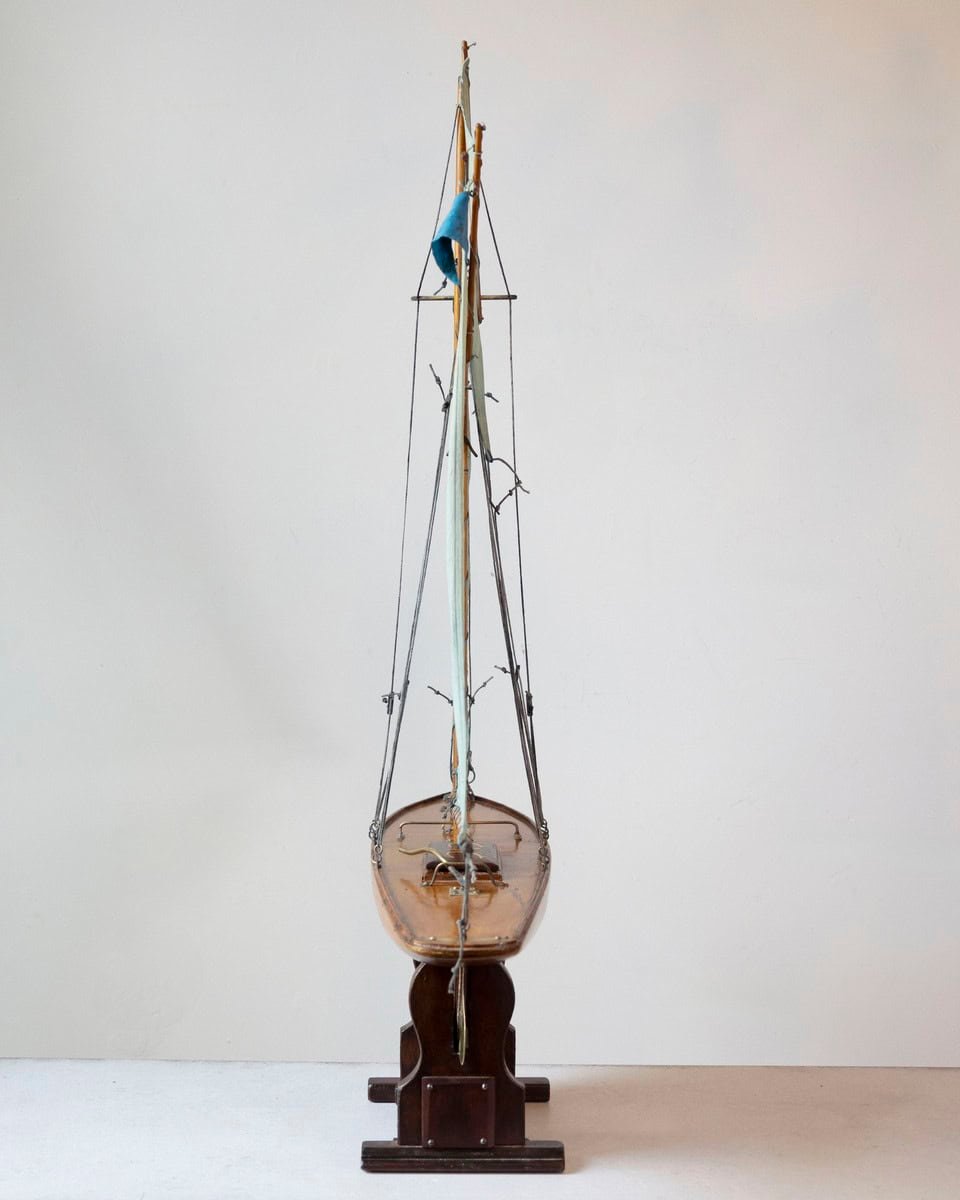 Large English Gaff-Rigged Pond Yacht, Early 20th Century - JAA