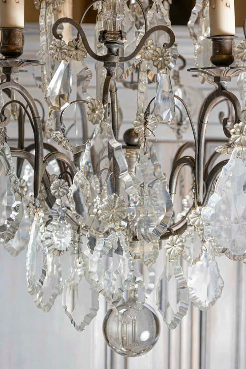 French 1890s Eight-Light Crystal Chandelier with Bronze Armature and Obelisks - JAA