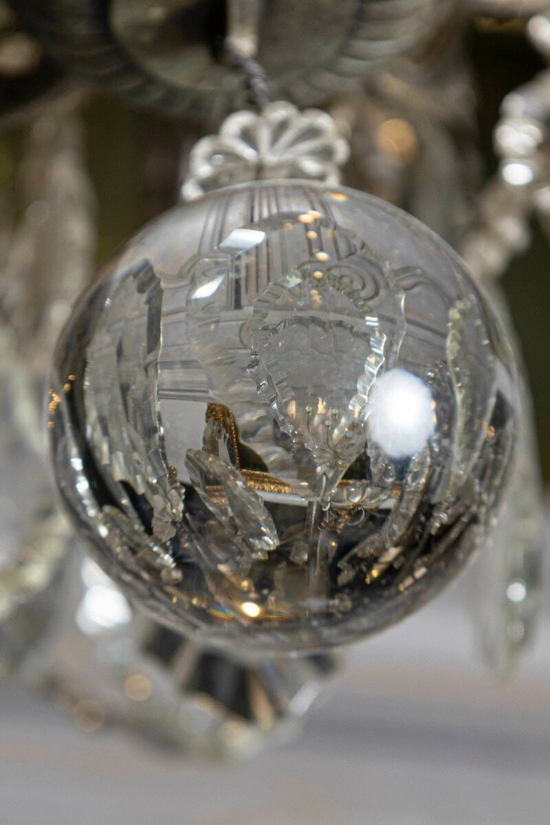 French 1890s Eight-Light Crystal Chandelier with Bronze Armature and Obelisks - JAA