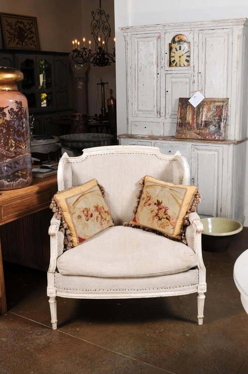 Pair of French 19th Century Aubusson Tapestry Pillows with Roses and Tassels - JAA