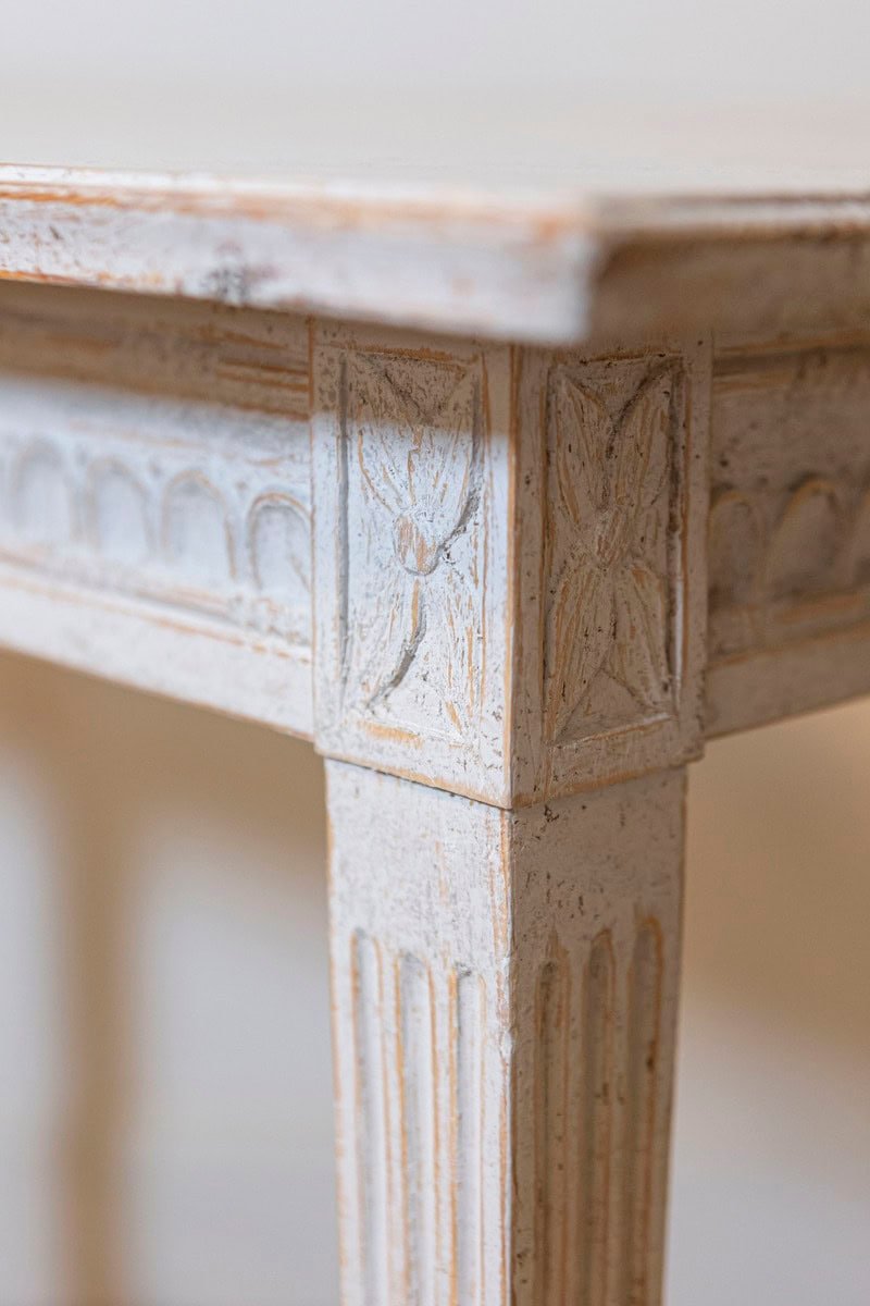 Swedish Gustavian Style 1900s Painted Wood Console Table with Carved Apron - JAA