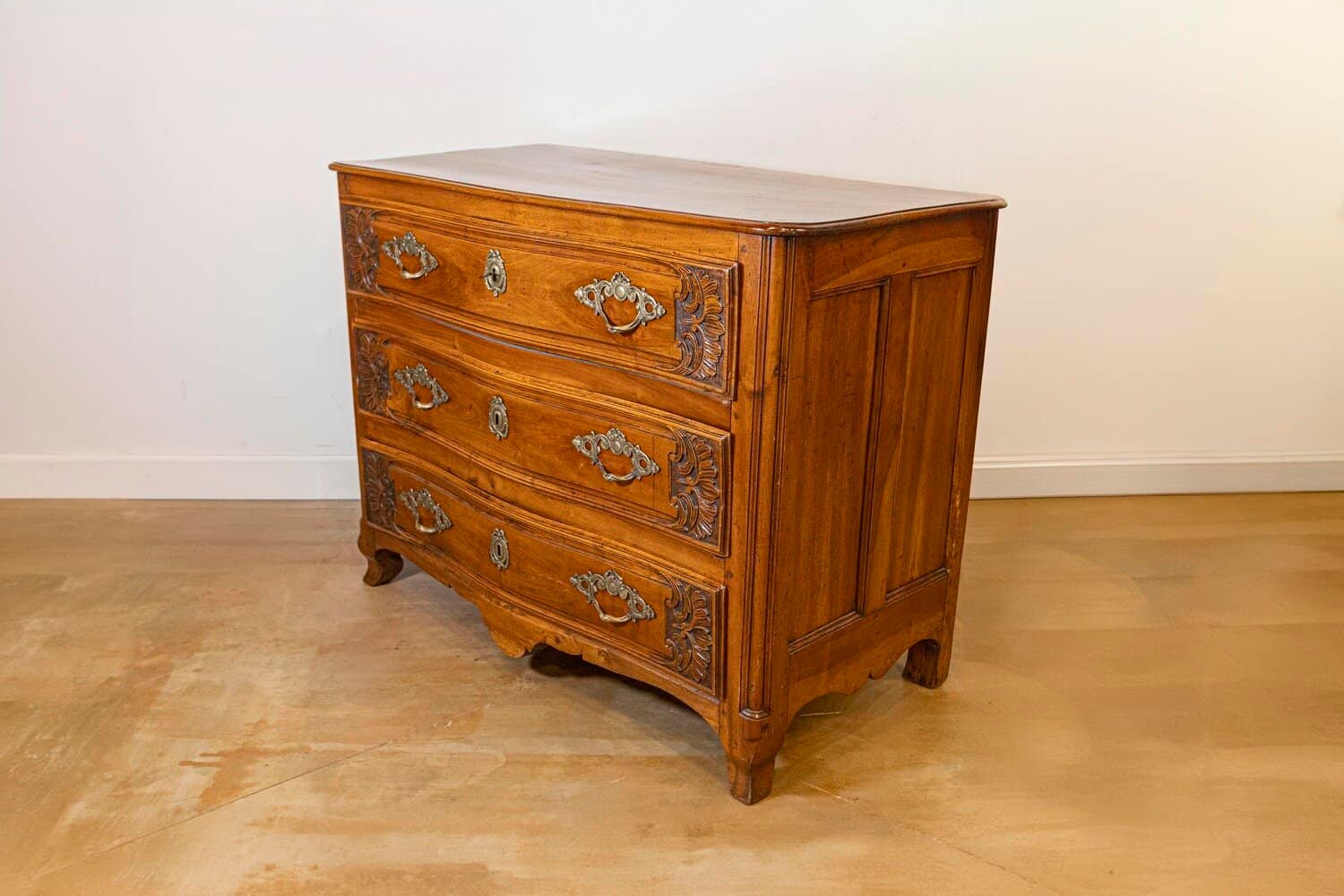 French Louis XV Period 1730s Walnut Three-Drawer Commode from Lyon with Foliage - JAA