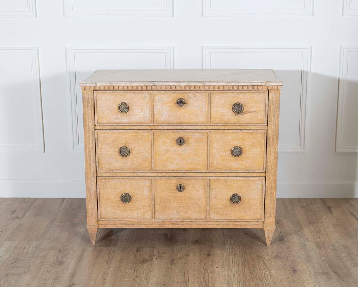 Swedish Gustavian-Style Painted Chest of Drawers in Sienna and Antique White, Circa 1890 - JAA