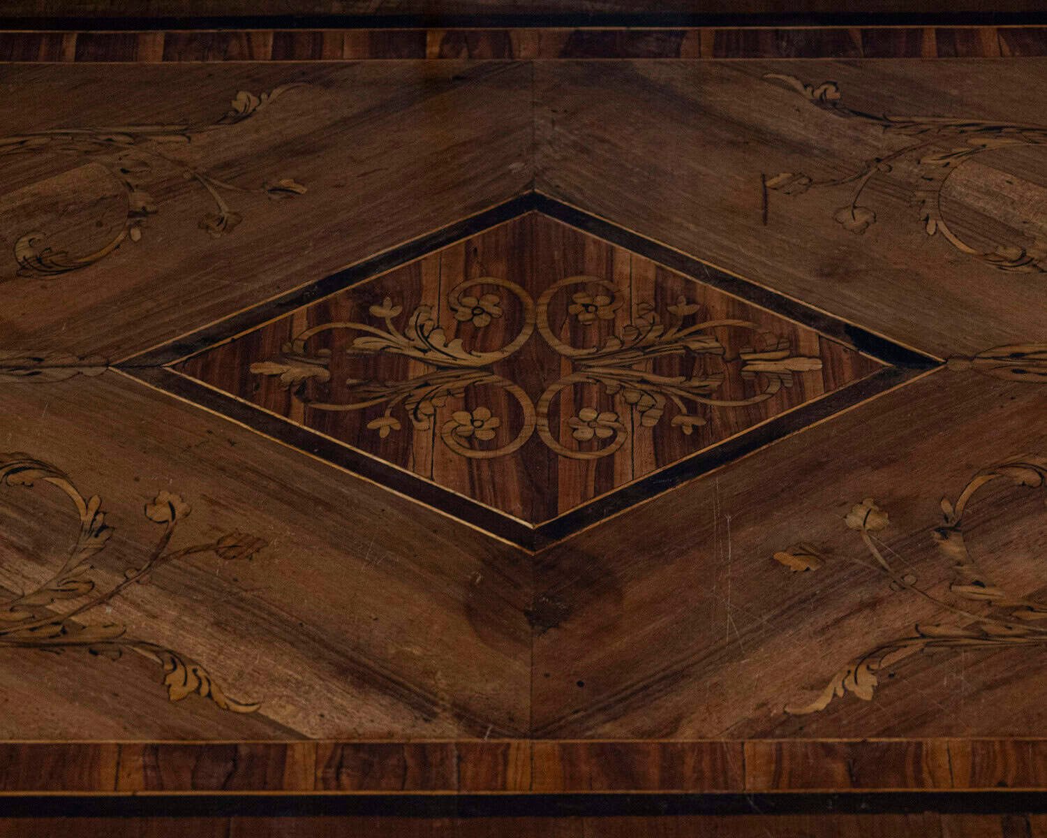Italian Louis XVI Walnut Marquetry Chest, Late 18th Century - JAA