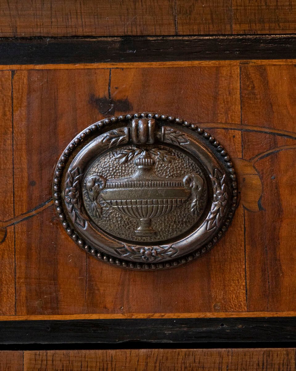 Italian Louis XVI Walnut Marquetry Chest, Late 18th Century - JAA