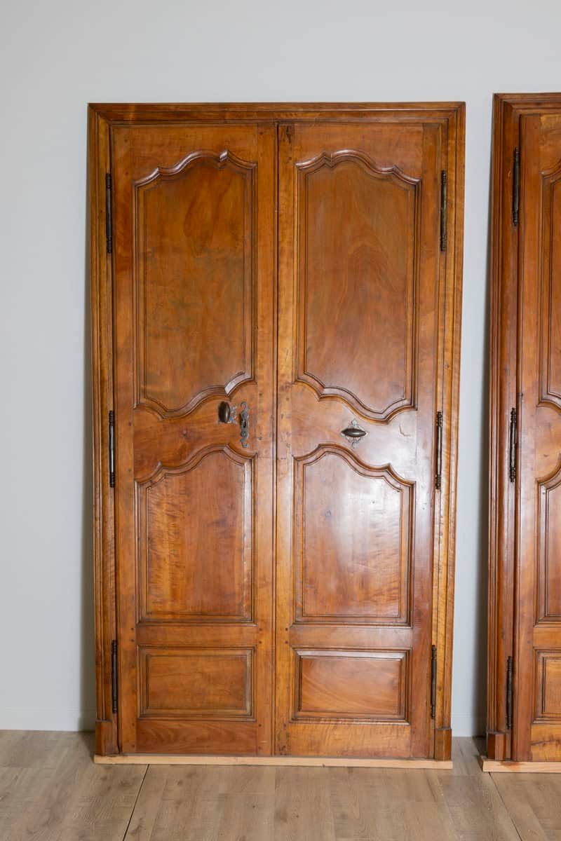 French 18th Century Pair of Walnut Communication Doors from Avignon - JAA