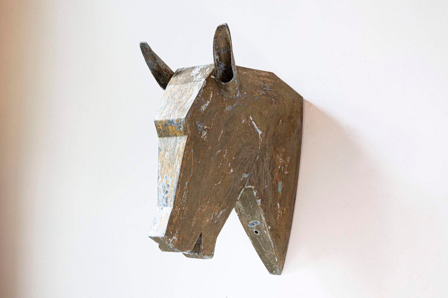 French 1890s Gilded Zinc Horse Head Sculpture with Angular Traits and Patina - JAA