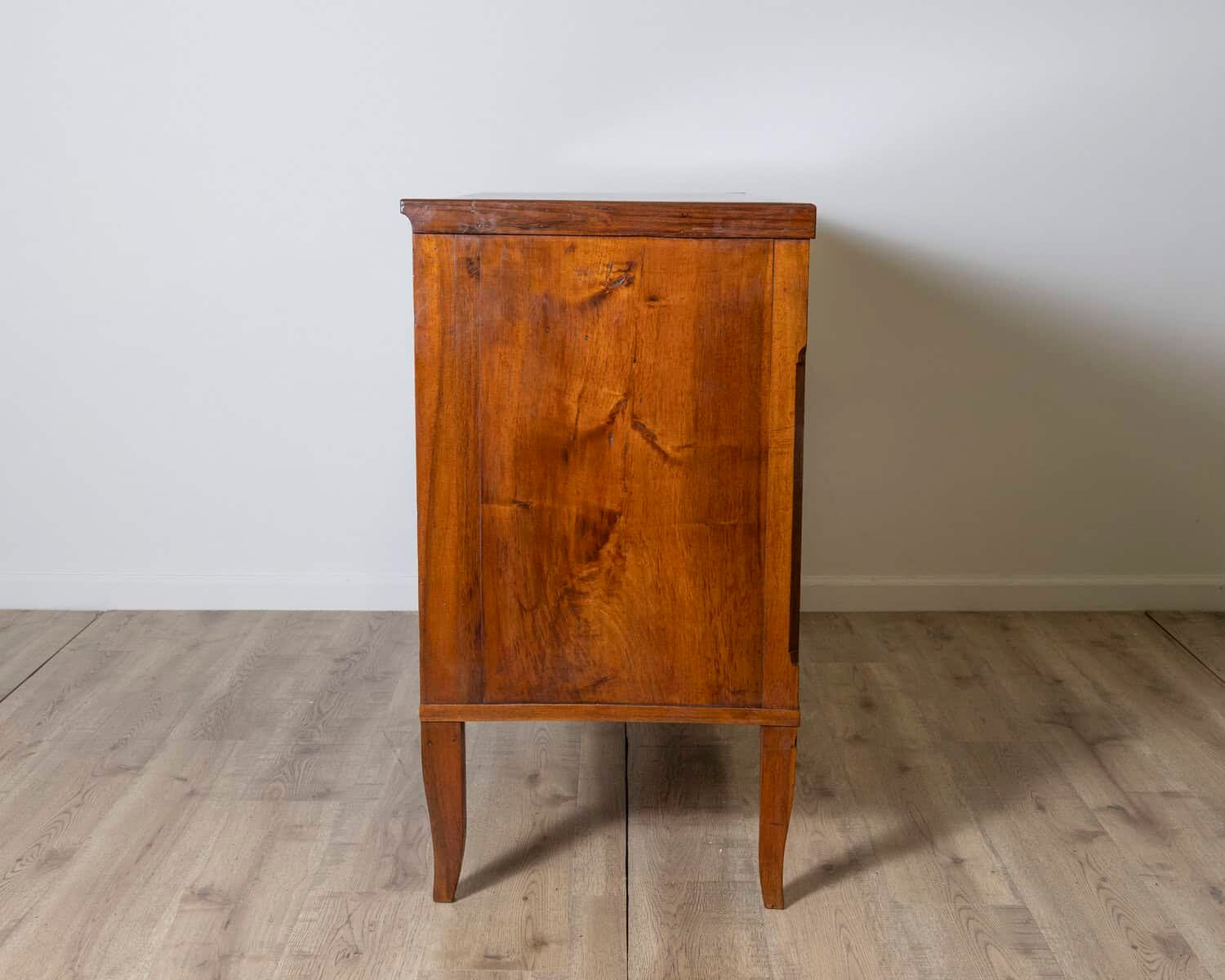 Antique Directoire period chest of drawers in walnut - Italy 18th century - JAA