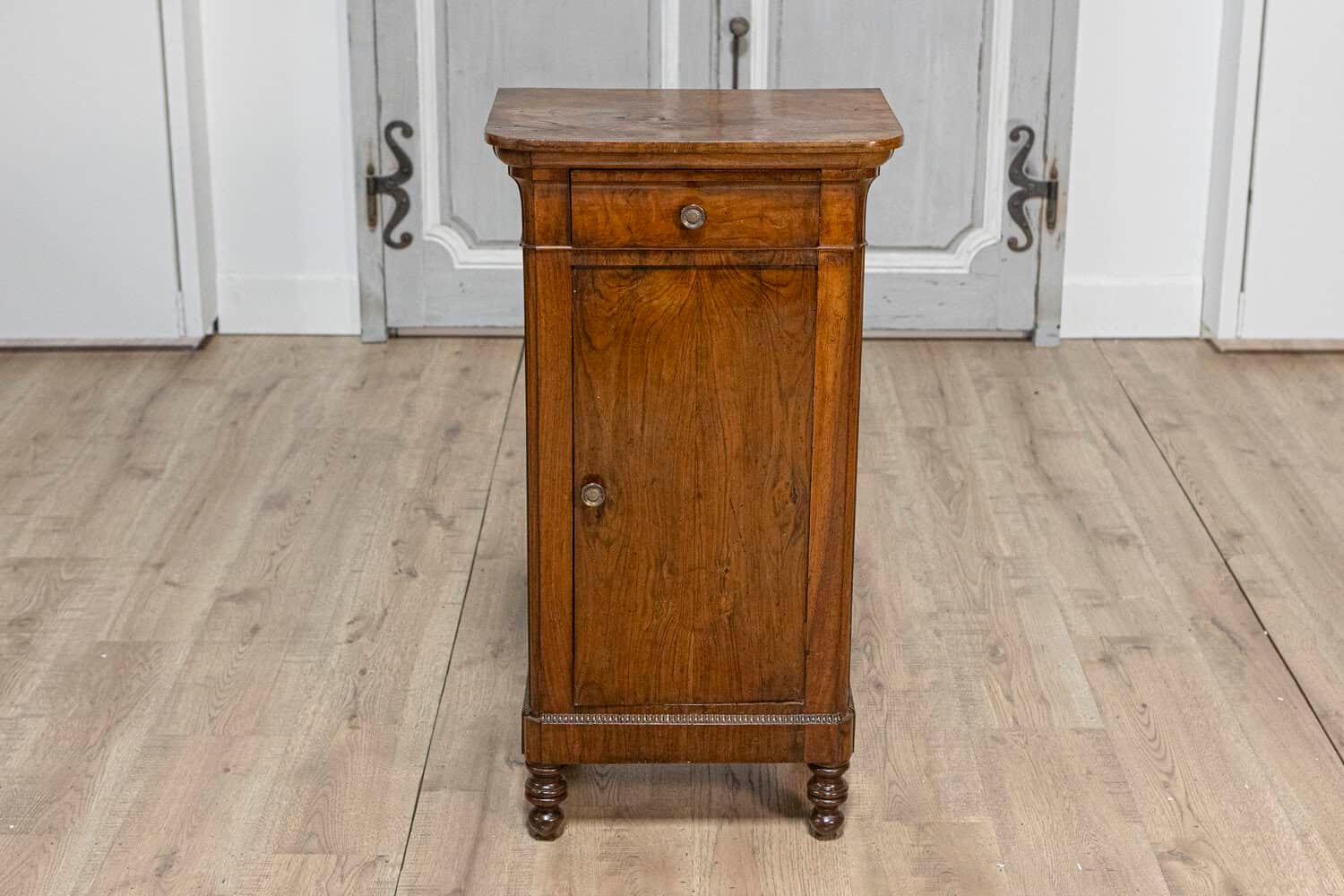 Italian 19th Century Walnut Bedside Table with Drawer over Door, Carved Motifs - JAA