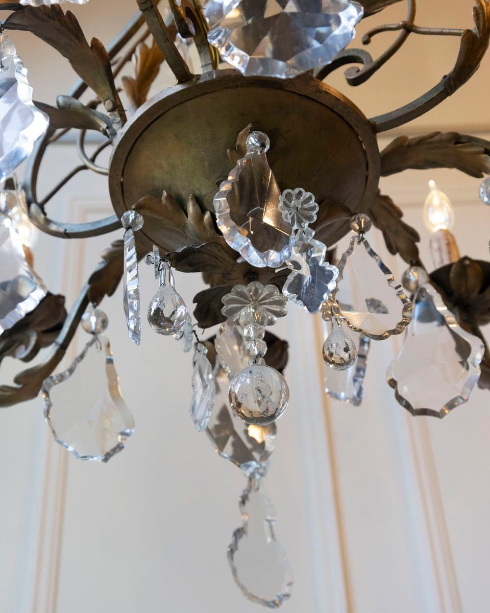 French Late 19th Century Chandelier, Circa 1895 - JAA