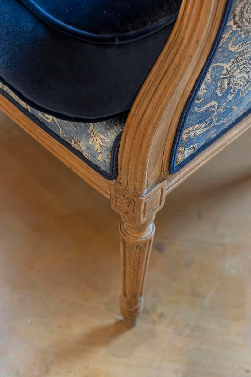 French Louis XVI Style 19th Century Bleached Walnut Marquise Bergère Chair - JAA