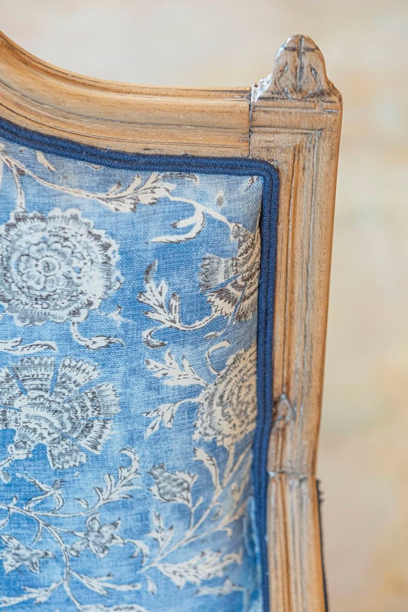 French Louis XVI Style 19th Century Bleached Walnut Marquise Bergère Chair - JAA