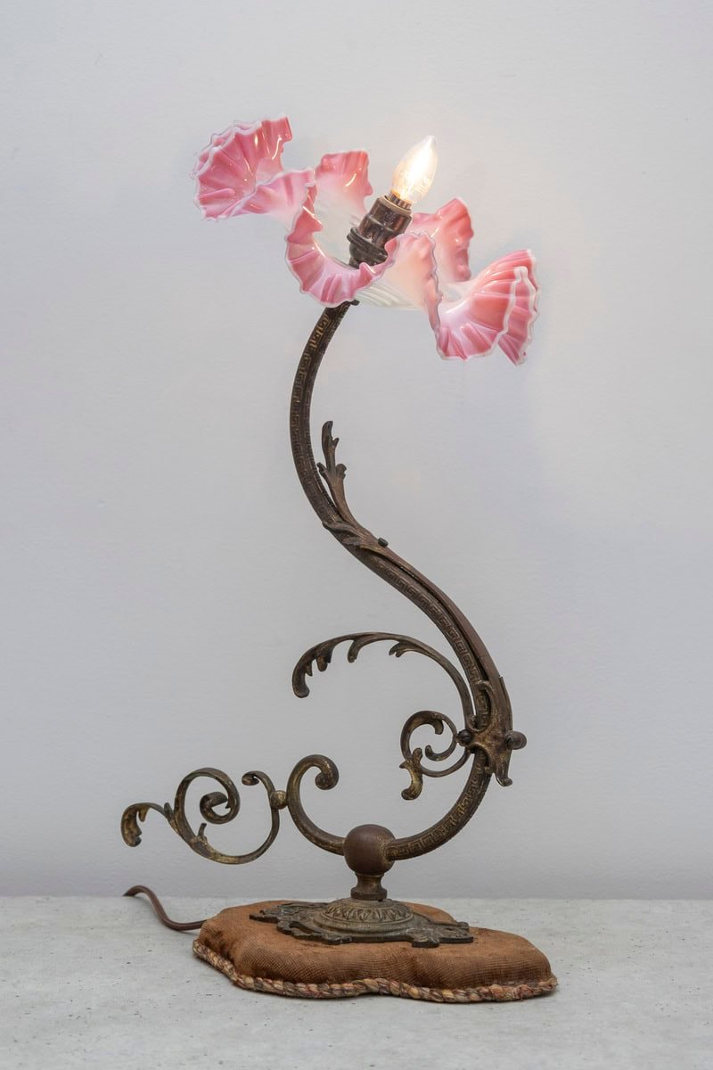 Exquisite 19th-Century French Art Nouveau Lamp with Hand-Blown Pink Ruffled Glass Shade - JAA