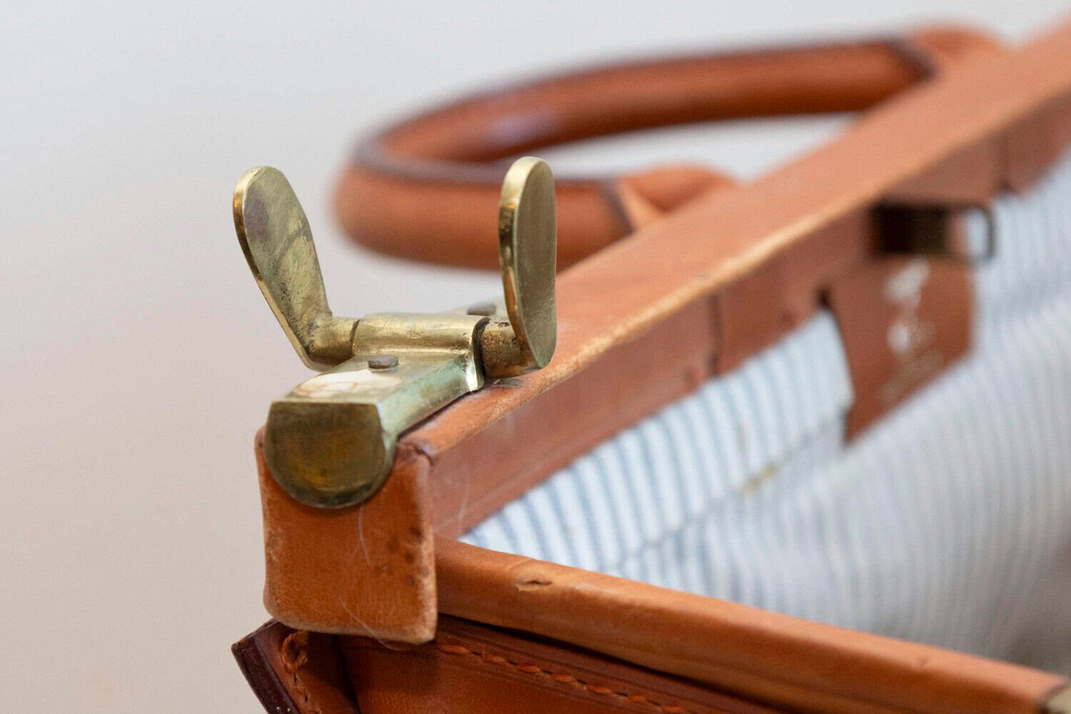 English Mid-20th Century Brown Leather Case with Brass Hardware - JAA