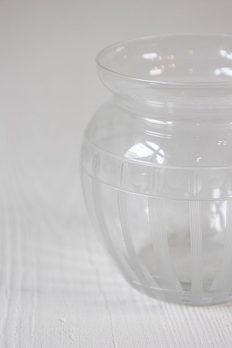 Petite English 20th Century Glass Bulbous Container with Etched Motifs - JAA