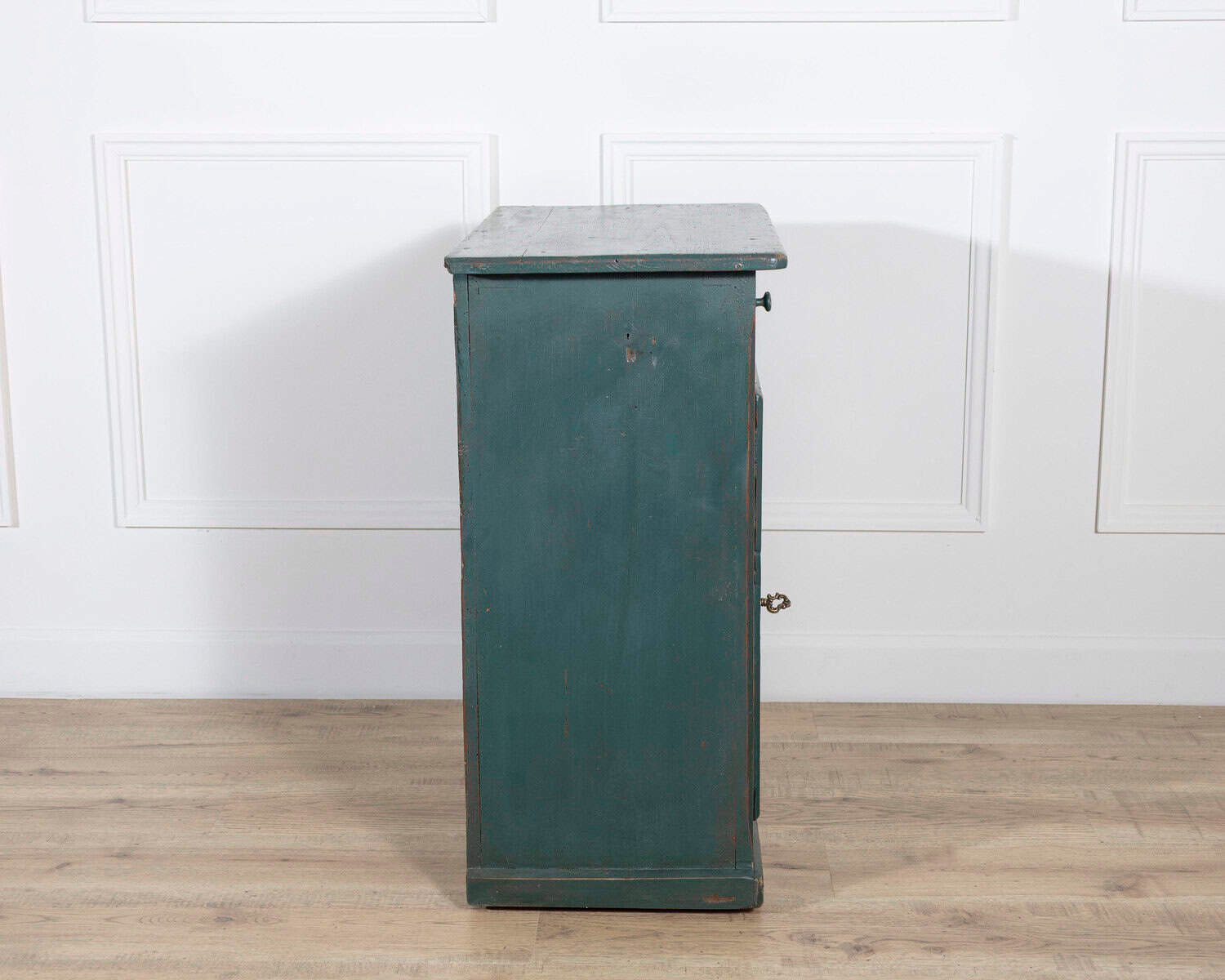 Italian Green-Lacquered Bedside Table in Fir Wood, Circa 1830 - JAA