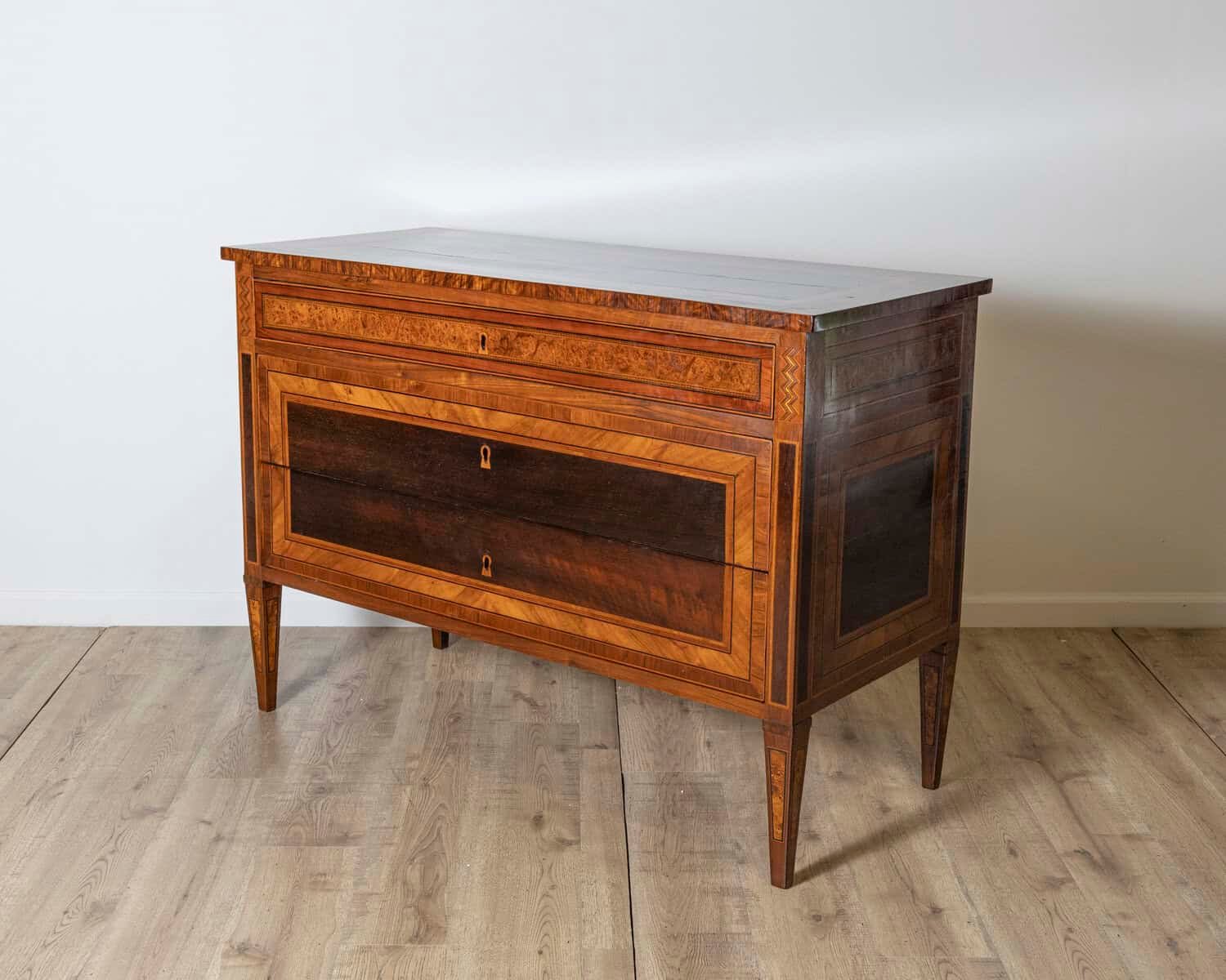 Italian 18th Century Louis XVI Chest of Drawers, Bologna - JAA