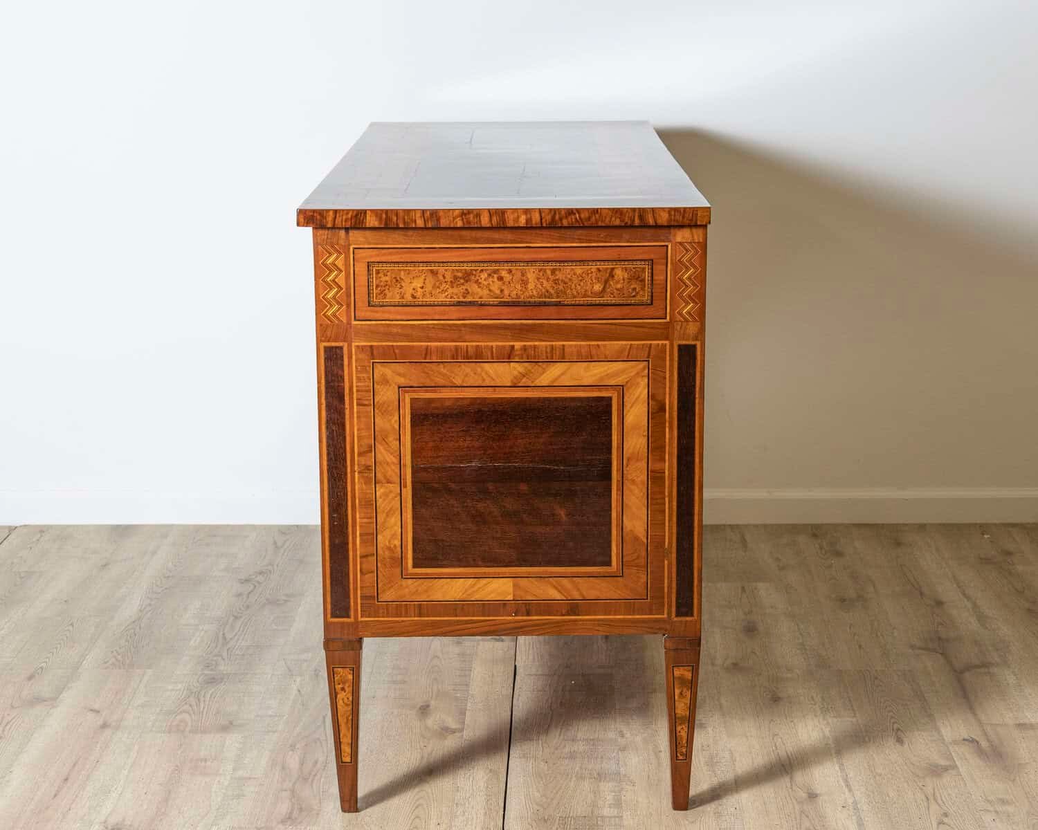 Italian 18th Century Louis XVI Chest of Drawers, Bologna - JAA