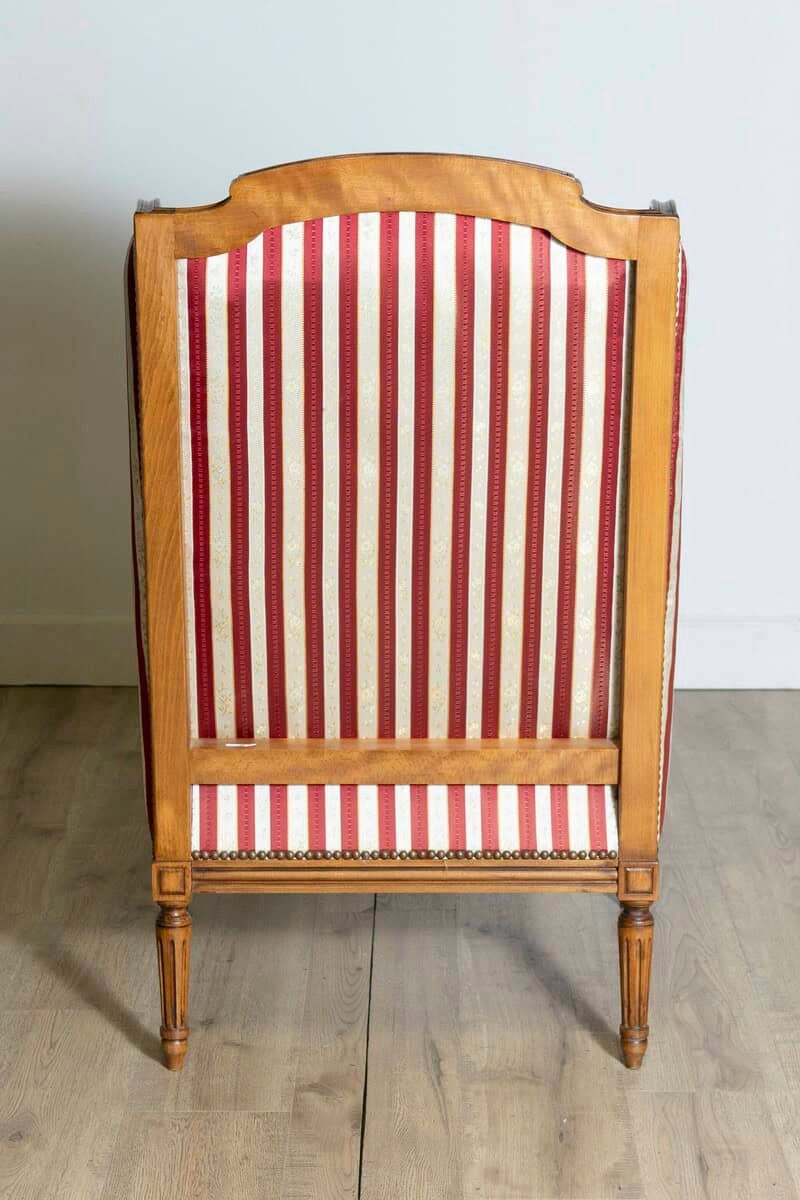 French Louis XVI Style Walnut Bergères à Oreilles with Fluted Legs, a Pair - JAA