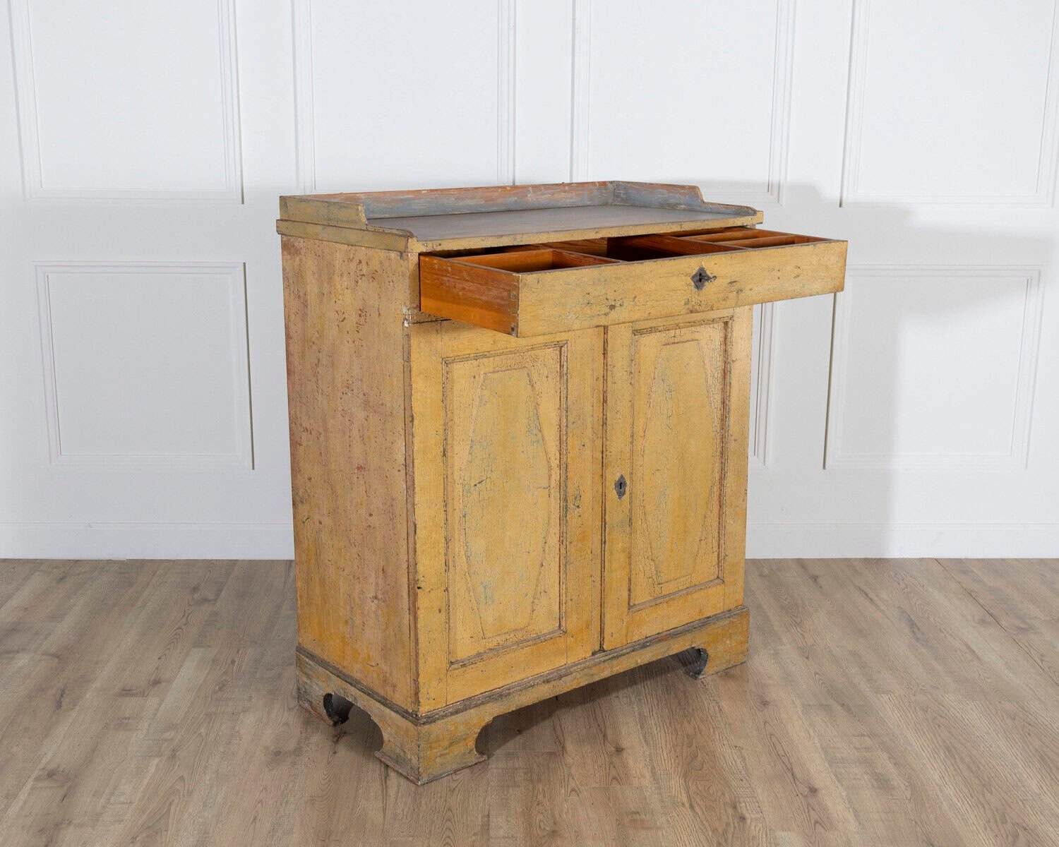 Swedish Gustavian Period Buffet in Original Yellow Paint, Late 18th Century - JAA