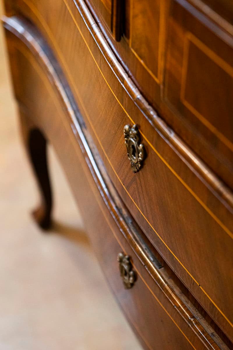 Tuscan 1890s Walnut and Mahogany Four-Drawer Commode with Banding Inlay - JAA