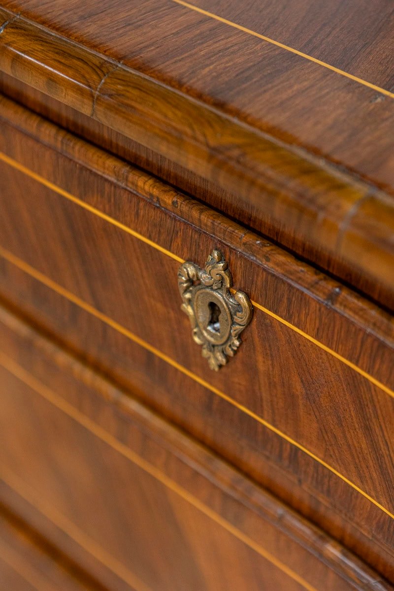 Tuscan 1890s Walnut and Mahogany Four-Drawer Commode with Banding Inlay - JAA