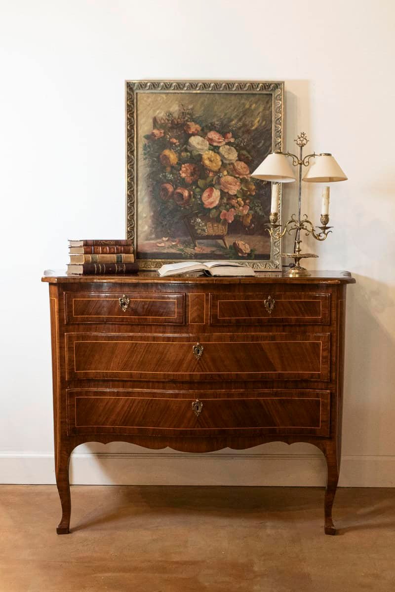 Tuscan 1890s Walnut and Mahogany Four-Drawer Commode with Banding Inlay - JAA