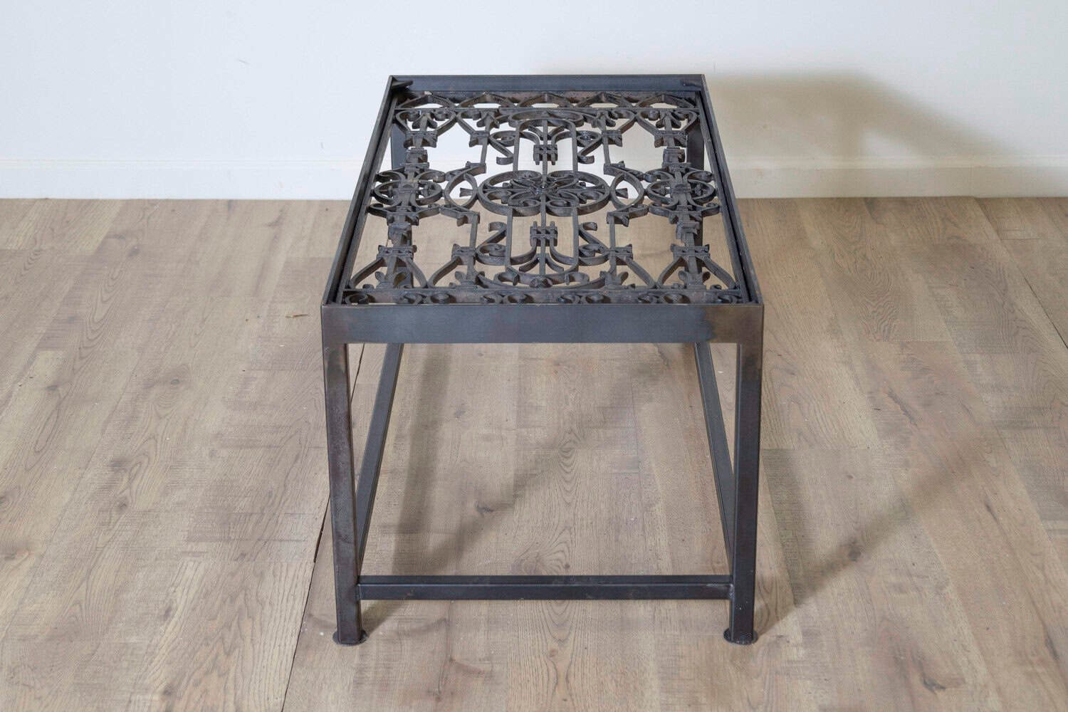 20th Century French Coffee Table - JAA