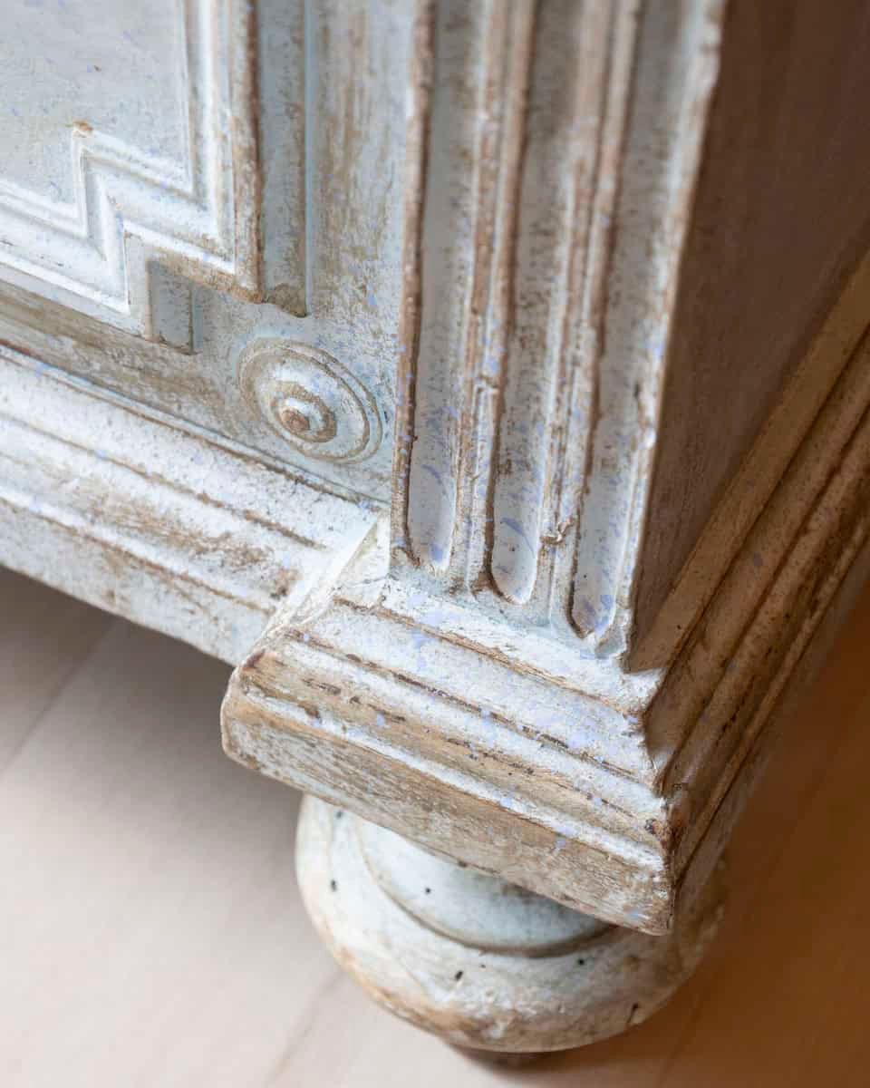 Italian 19th Century Tuscan Blue Painted Wardrobe with Carved Floral Corner Motifs and Lower Drawers - JAA