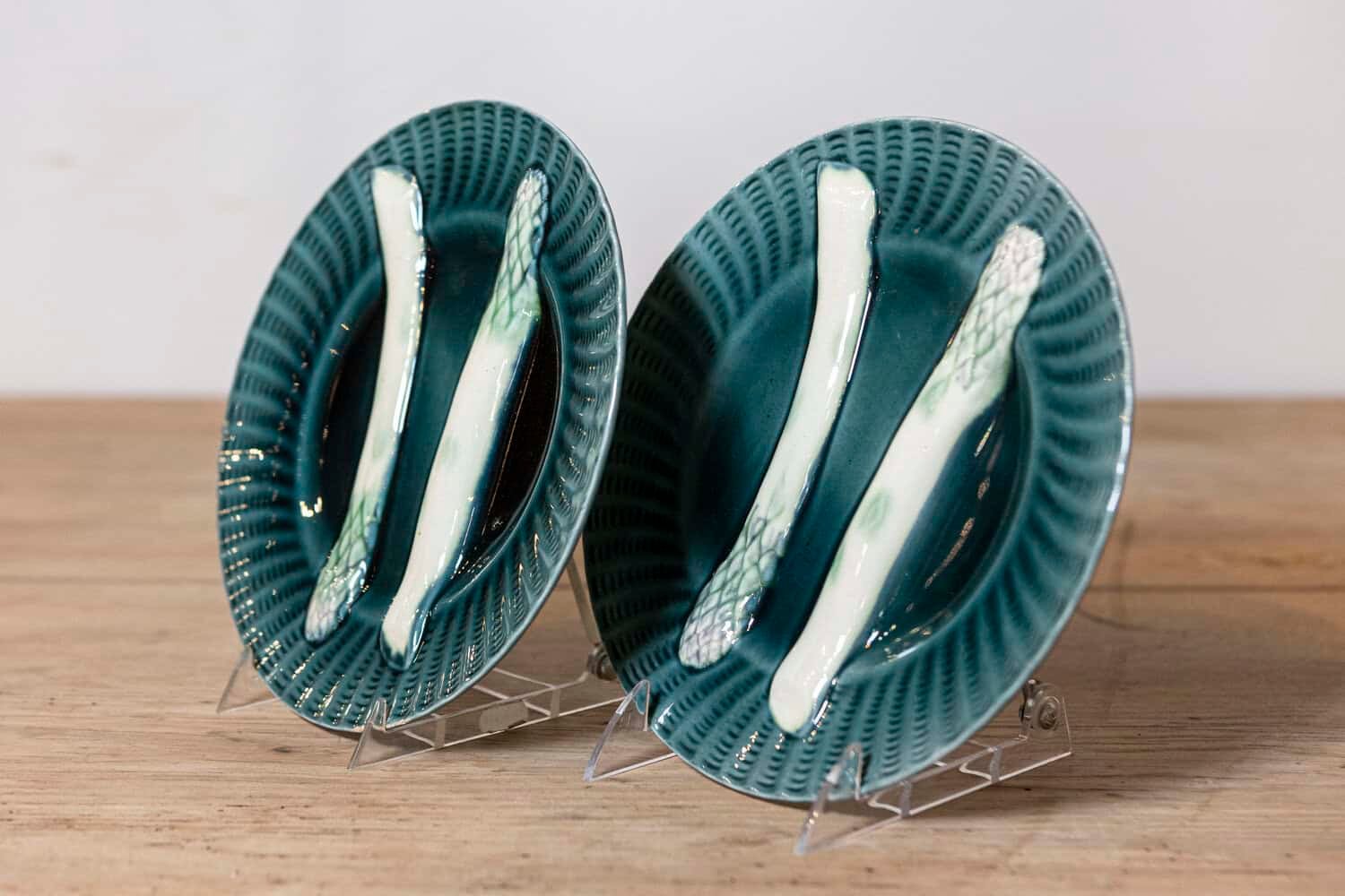 Pair of French 20th Century Asparagus Plates with Aqua Color and Rippled Accents - JAA