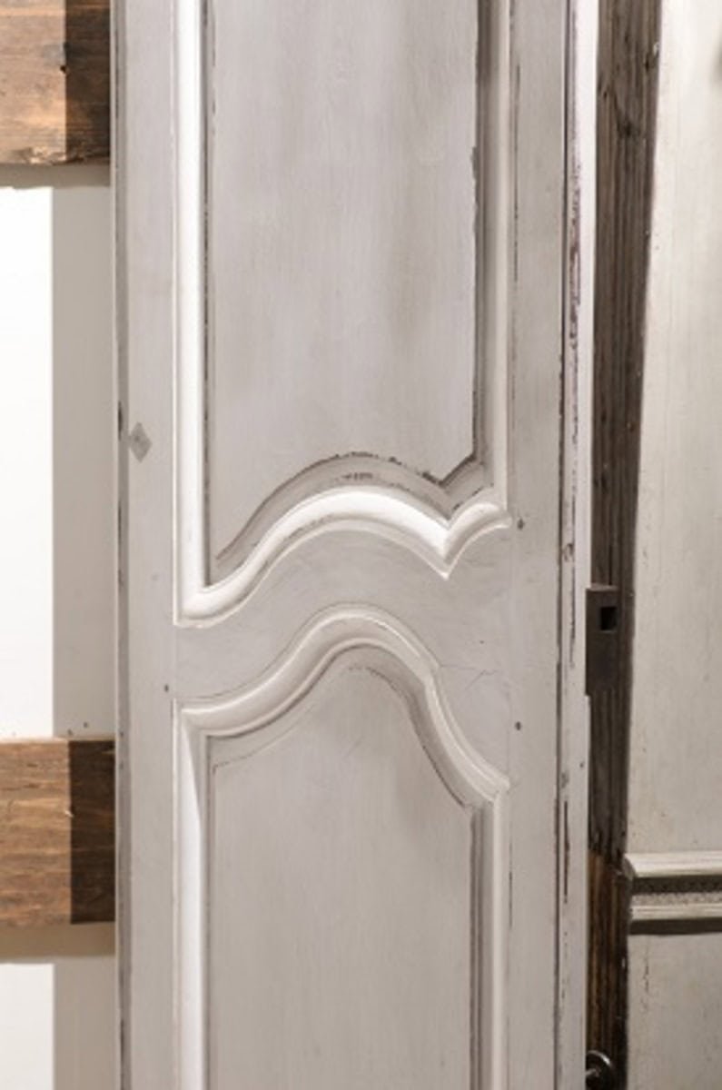 French 1760s Louis XV Pair of Painted Wood Communication Doors from Montpellier - JAA