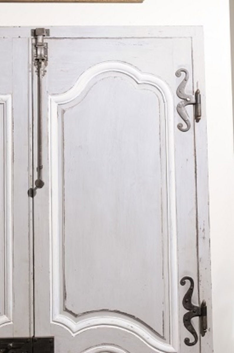 French 1760s Louis XV Pair of Painted Wood Communication Doors from Montpellier - JAA