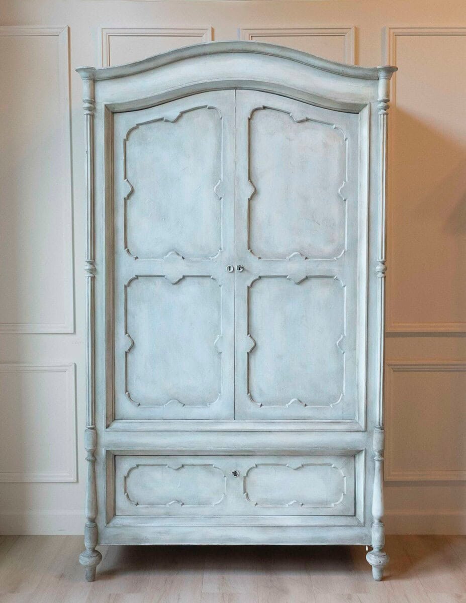 Italian 19th Century Blue Lacquered Cherrywood Wardrobe with Turned Columns and Original Cremonese Hardware - JAA