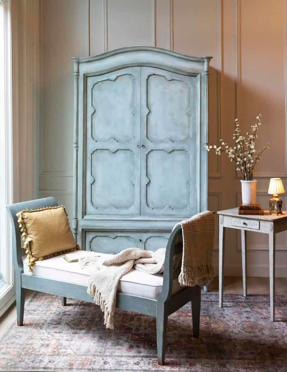 Italian 19th Century Blue Lacquered Cherrywood Wardrobe with Turned Columns and Original Cremonese Hardware - JAA
