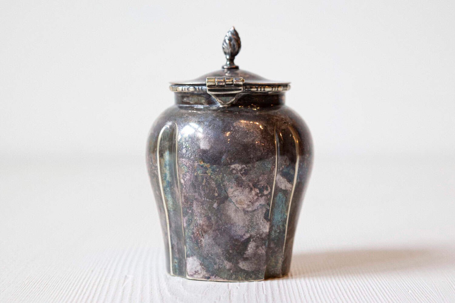 English 20th Century Petite Electroplated Nickel on Silver Lidded Container with Flame Finial - JAA