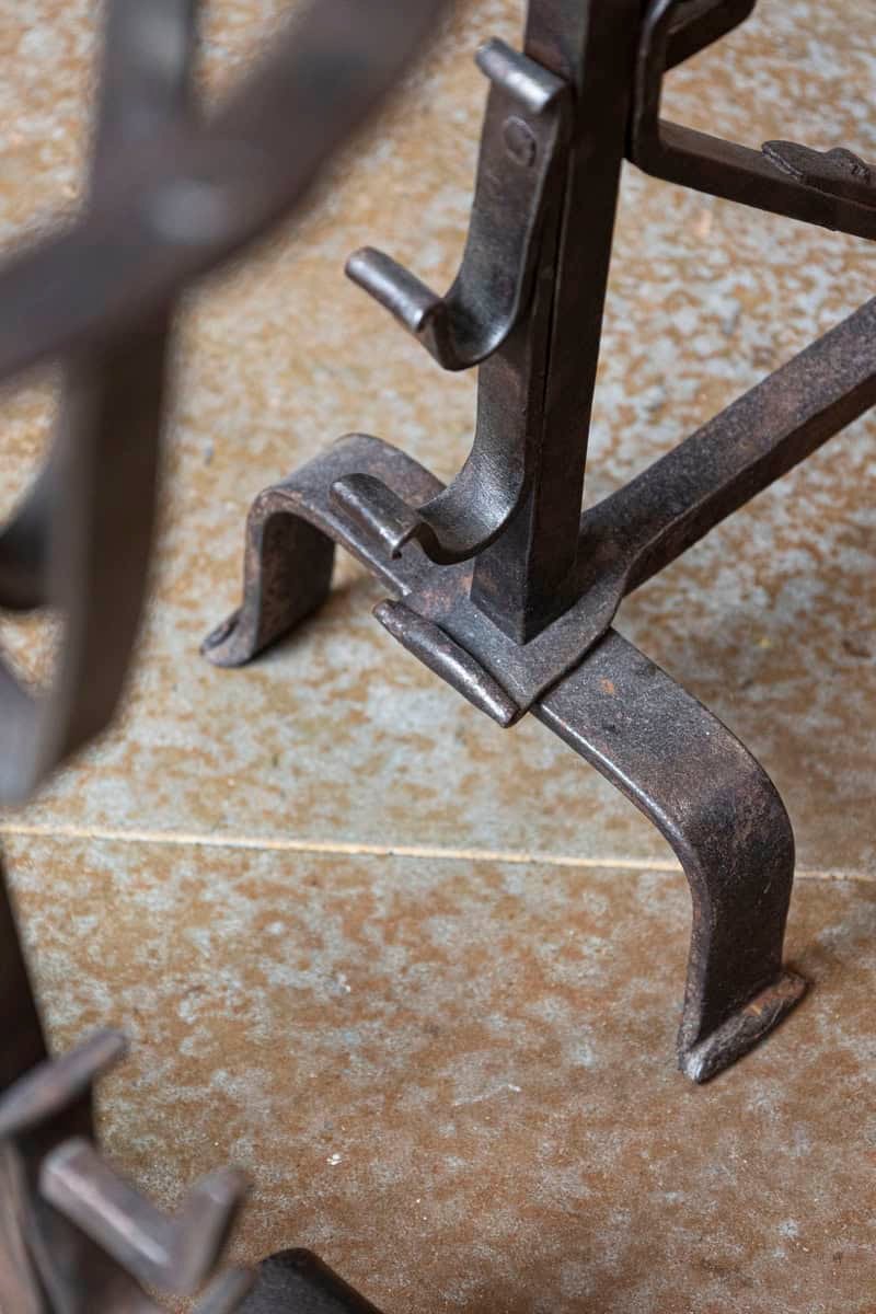 French circa 1870s Napoléon III Period Iron Andirons with Circular Tops and Scrolling Feet - JAA