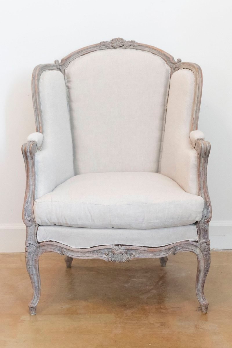 French Louis XV Style 1880s Painted Bergère Chairs with Carved Floral Motifs - JAA