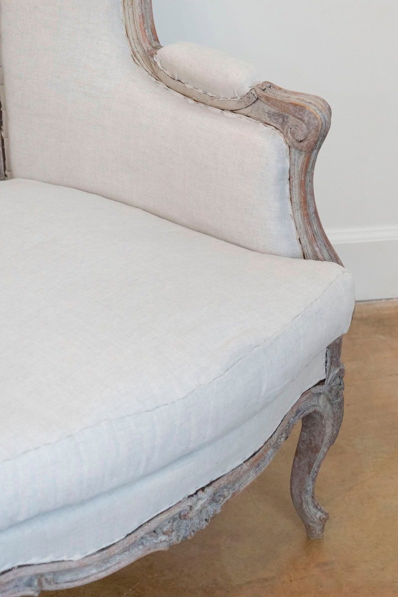 French Louis XV Style 1880s Painted Bergère Chairs with Carved Floral Motifs - JAA