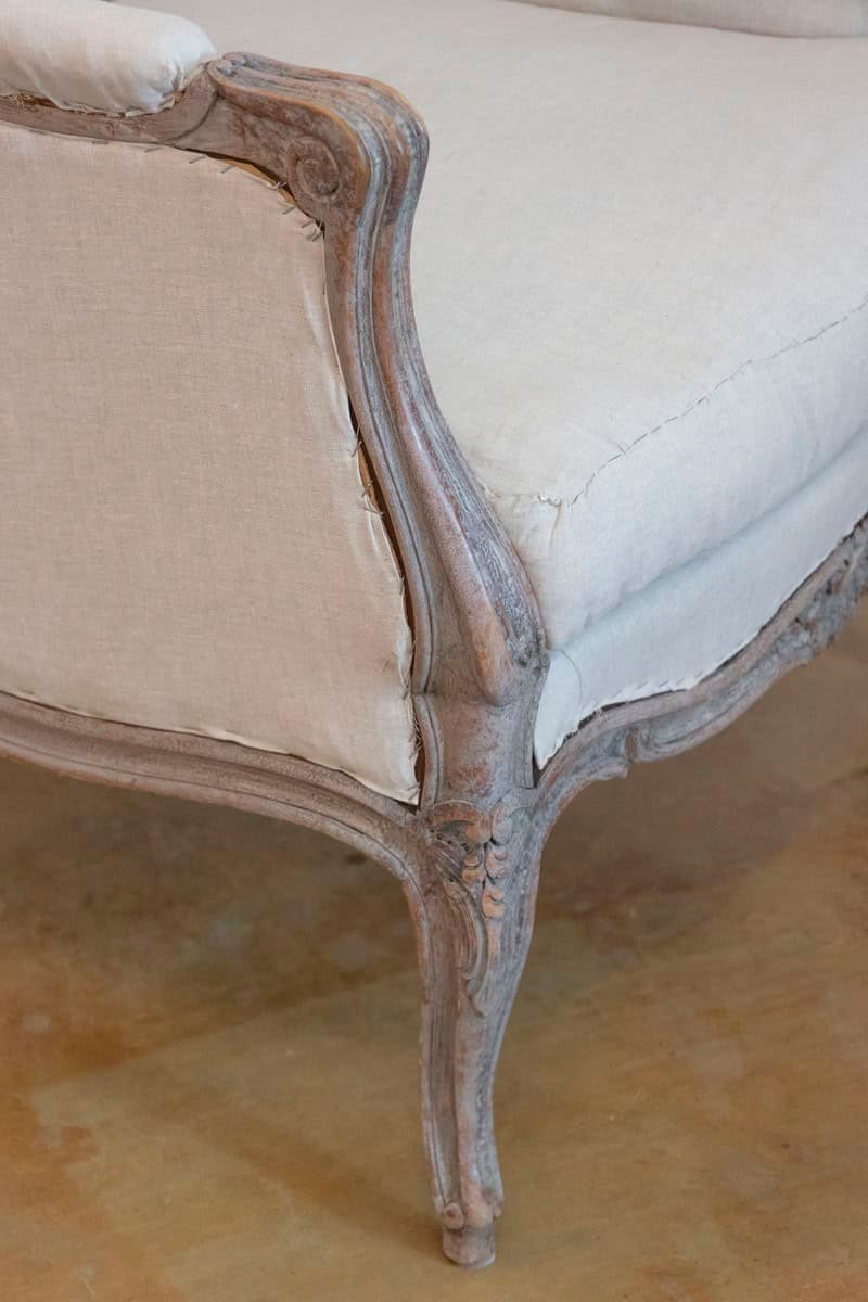 French Louis XV Style 1880s Painted Bergère Chairs with Carved Floral Motifs - JAA