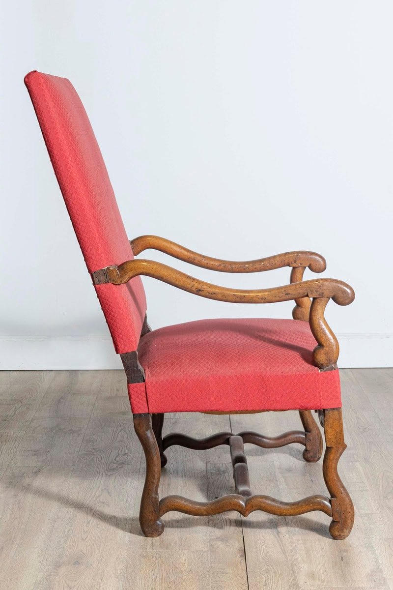 French Louis XIII Style 19th Century Walnut Fauteuil with Os de Mouton Base - JAA