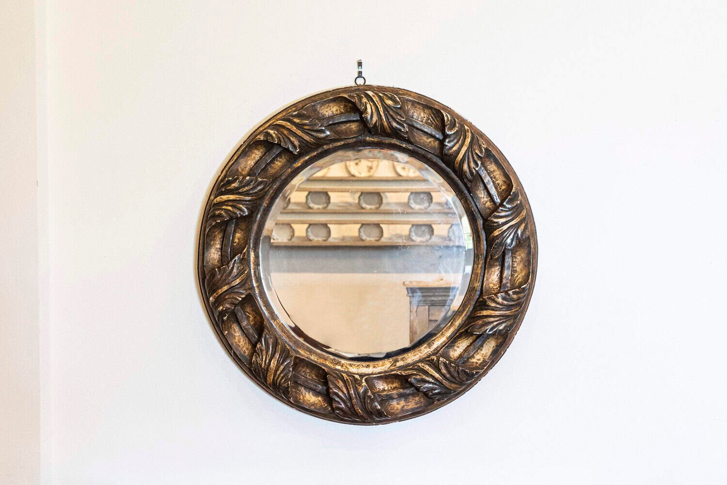 Early 20th Century Italian Renaissance Style Round Mirror - JAA