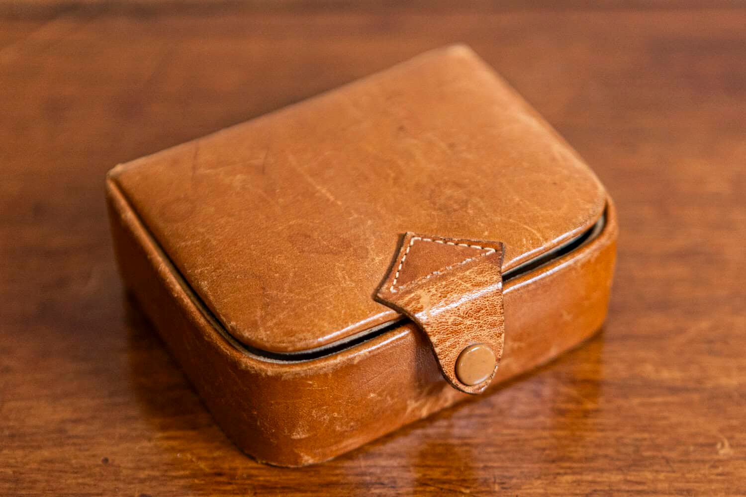 American 20th Century Camalier & Buckley Caramel Leather Case with Buttoned Strap - JAA