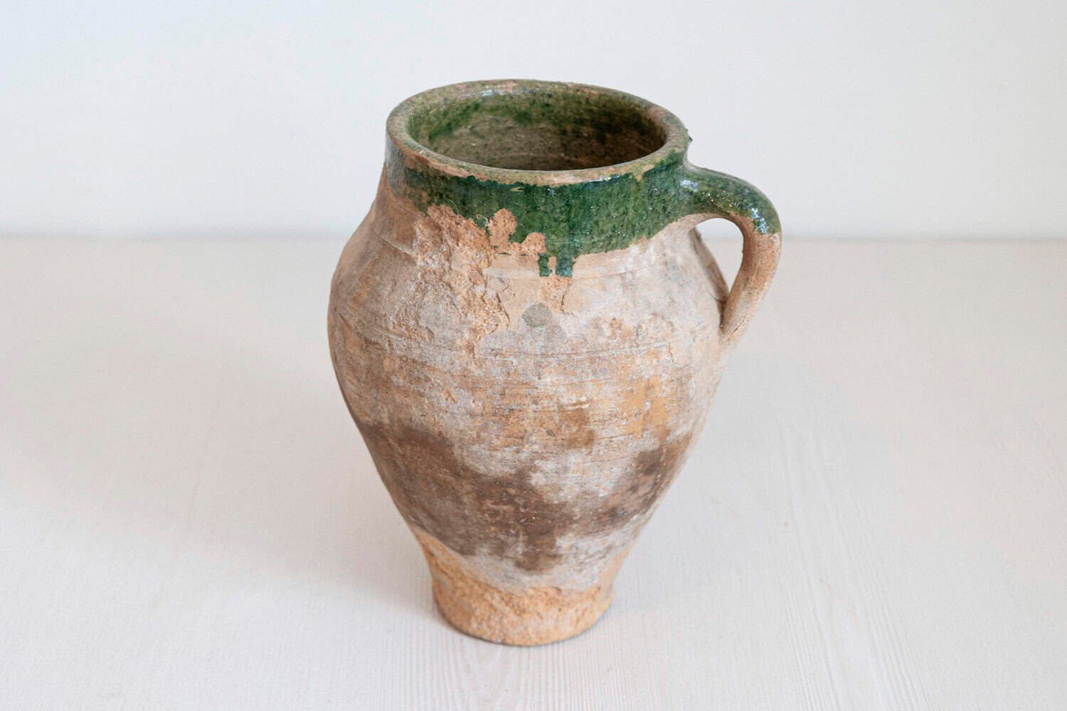 Small English 1930s Green Glazed Terracotta Olive Oil Jar with Back Handle - JAA