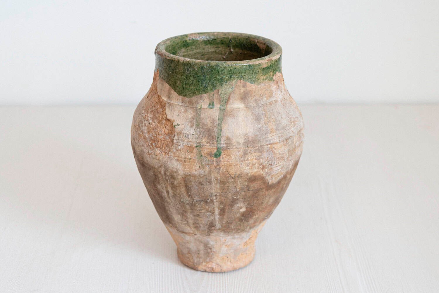 Small English 1930s Green Glazed Terracotta Olive Oil Jar with Back Handle - JAA